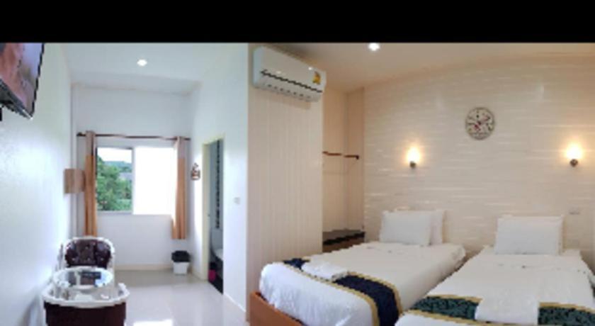 The Aam Resort Bang Sare Luaran gambar